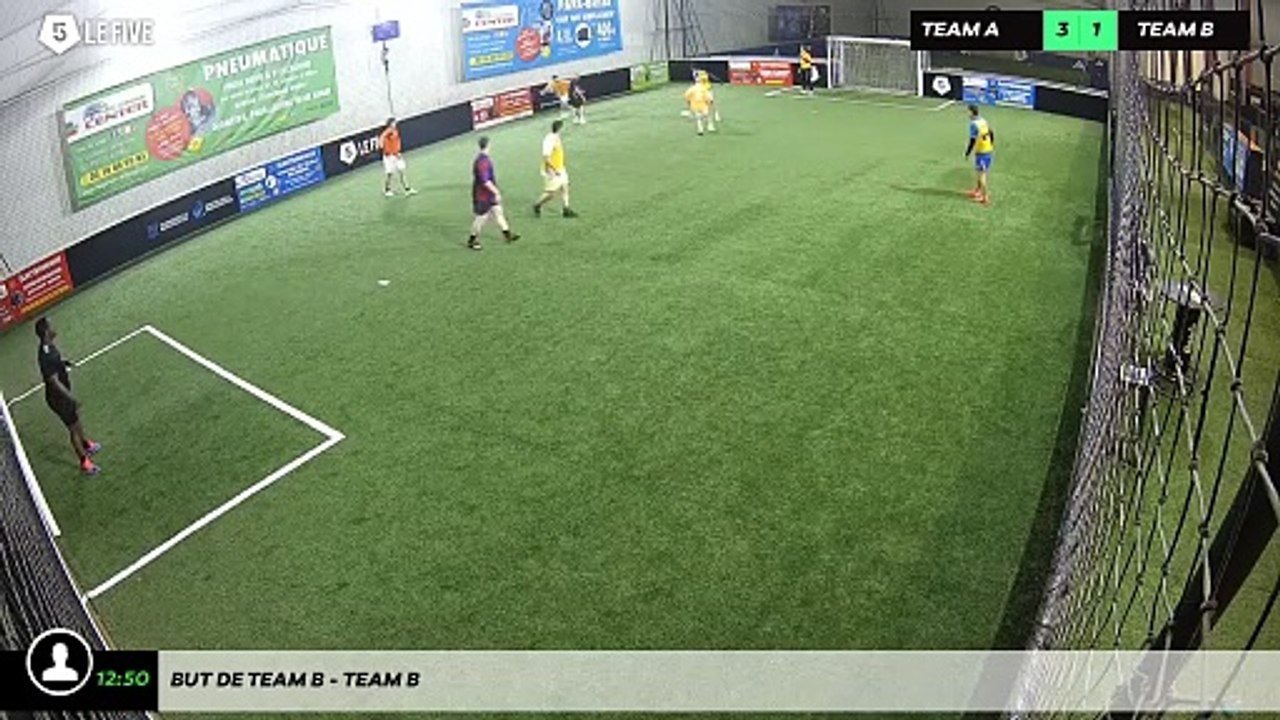 But de Team B - Team B