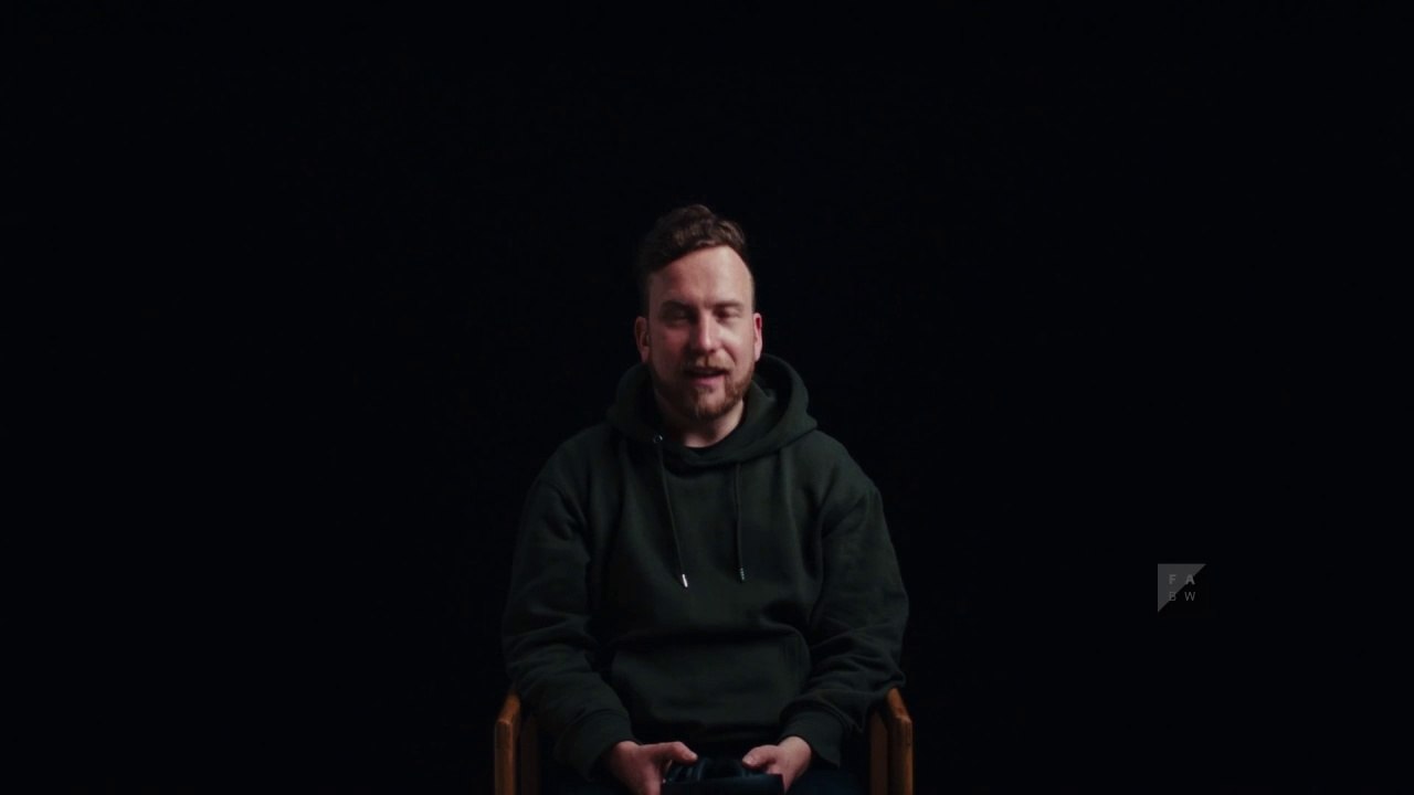 Hinter den Farben Trailer DF