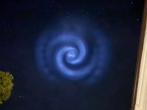 Spektakel am Nachthimmel: Was hat es mit dieser Lichtspirale auf sich?