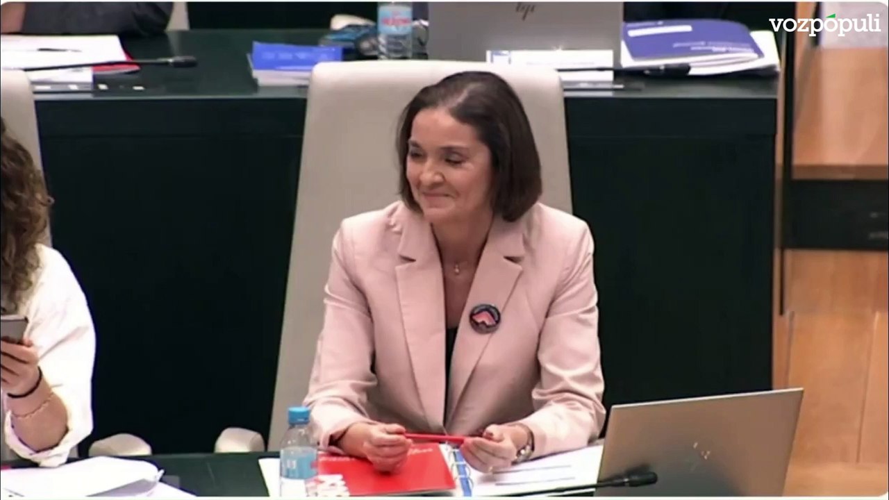 Almeida pide buscar contactos a Maroto en su móvil: Aldama, Ábalos, Begoña...