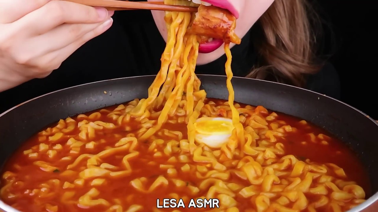 ASMR DAECHANG, FIRE NOODLES SOUP EATING SOUNDS MUKBANG 재출시 불닭볶음탕면, 통대창 먹방 咀嚼音