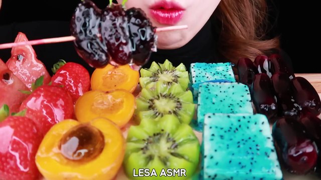 ASMR RAINBOW CANDIED FRUIT, TANGHULU WATERMELON, MULBERRY, STRAWBBERY EATING SOUNDS MUKBANG 먹방 咀嚼音