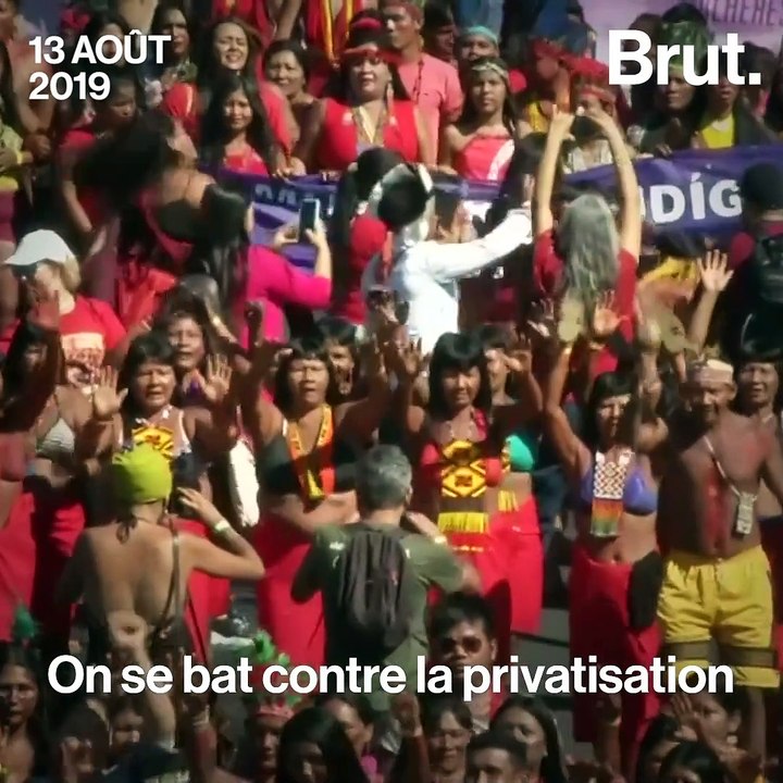 Brésil : les femmes indigènes manifestent contre la politique de Bolsonaro