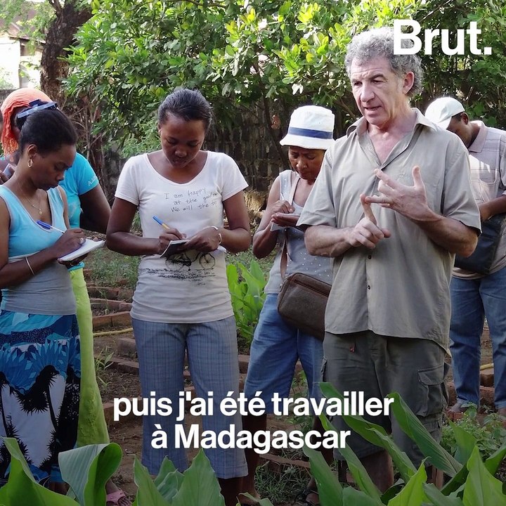 Ethnobotaniste, Jean-Pierre accompagne Clarins dans le choix de ses plantes