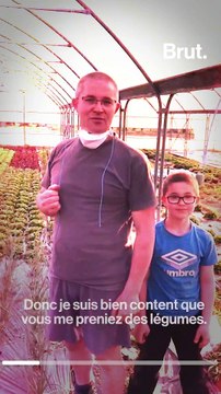 Confinement : ce maire distribue des produits frais dans son village