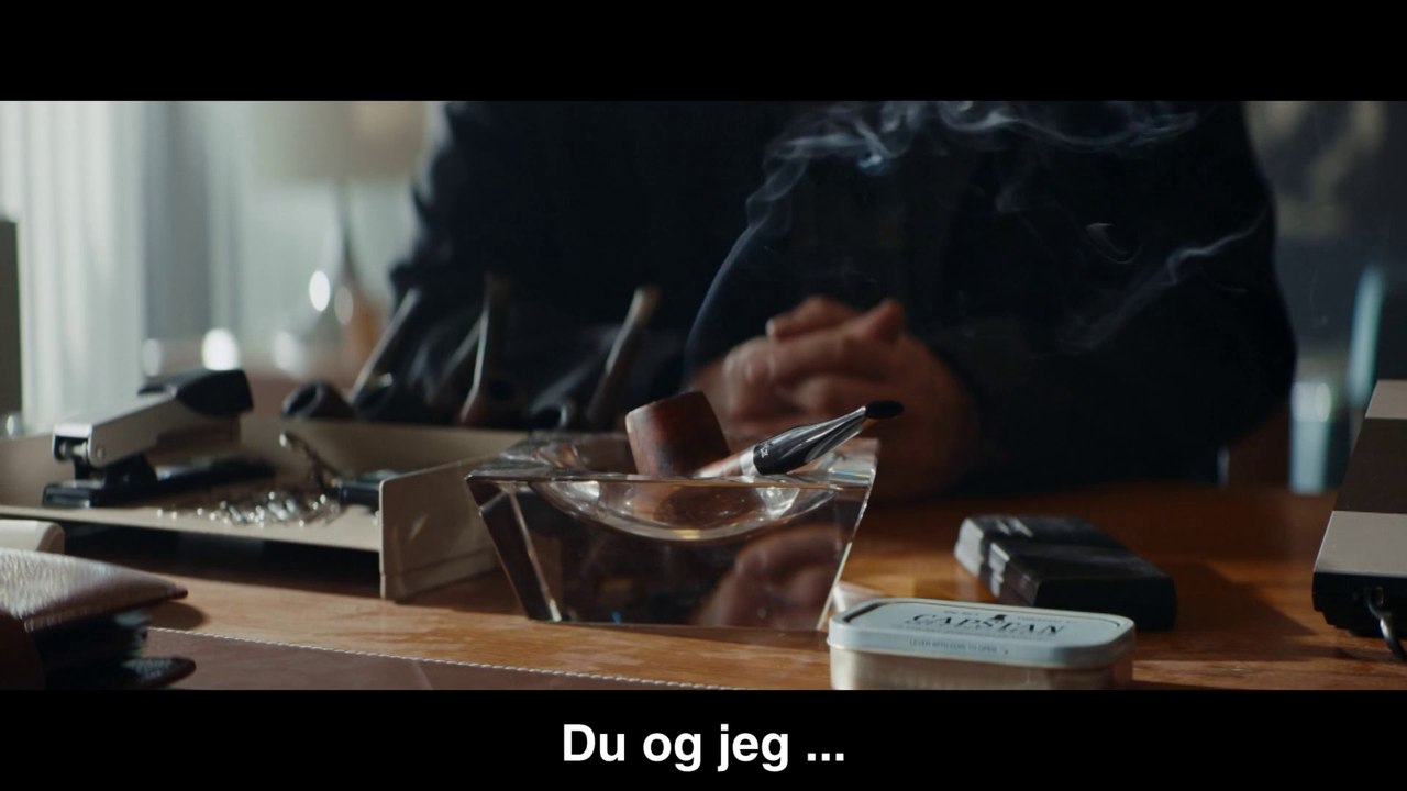 KLIP - Under Stjernerne På Himlen | Sangen Under stjernen på himlen bliver afvist to år i træk, hvilket man også kan opleve i filmen af samme navn | 2025 | DR