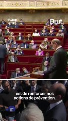 Politiques et gestes barrière : ça leur arrive aussi d’oublier