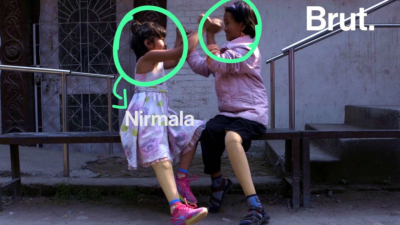 Nirmala et Khendo, victimes du séisme au Népal