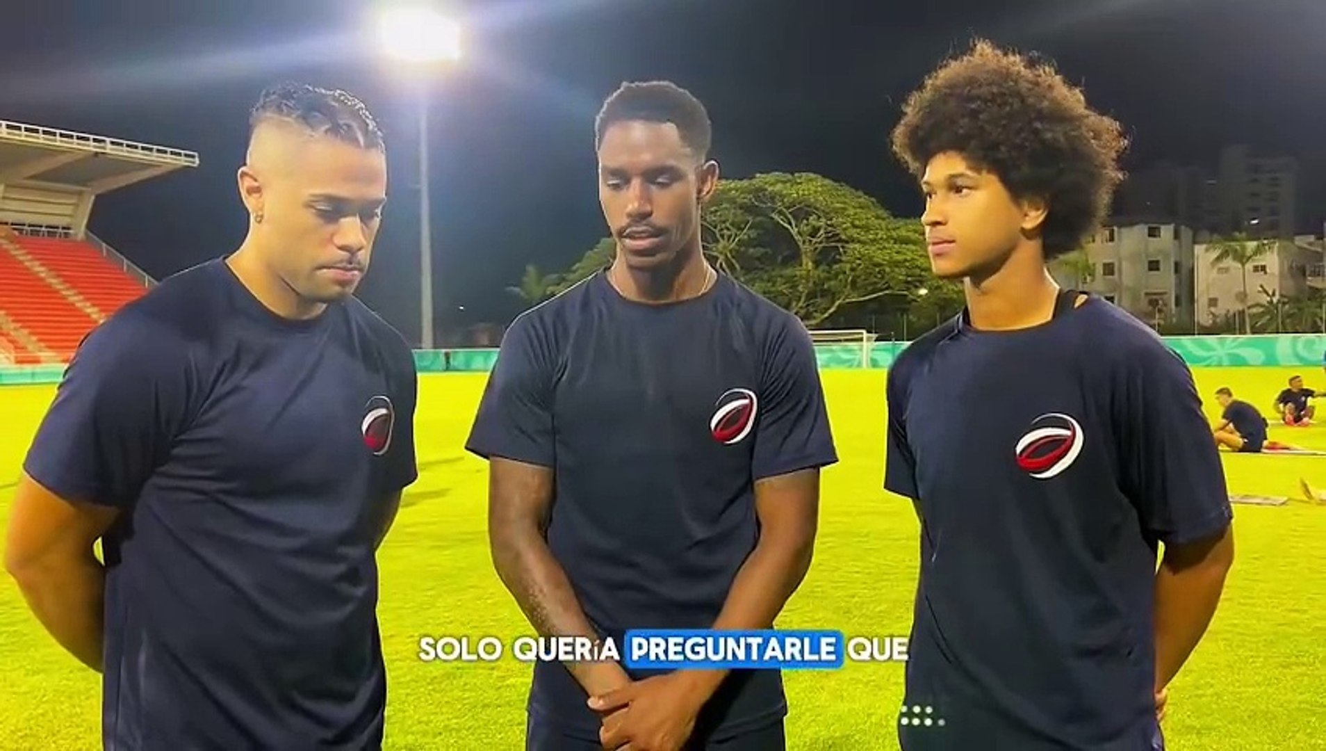 Mariano, Peter y Firpo, tras el entrenamiento previo al partido