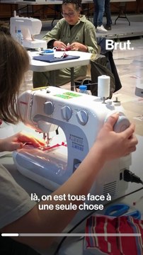 À Lille, des bénévoles fabriquent des masques