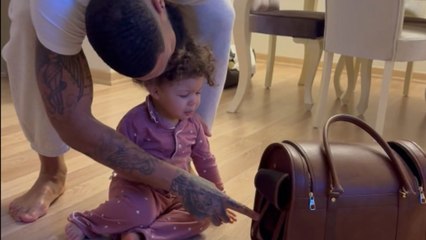First puppy sitting experience: Toddler’s reaction goes from scared to joyful