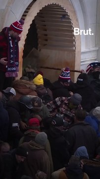 Je suis une rescapée d'une agression sexuelle : Alexandria Ocasio-Cortez témoigne