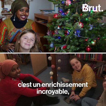 Emmanuelle et sa fille ont accueilli Sarah, réfugiée, avec l'association Singa