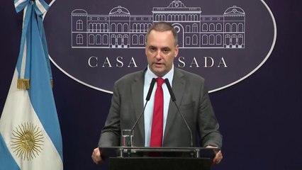 Adorni anunció la "desclasificación" de archivos de lesa humanidad