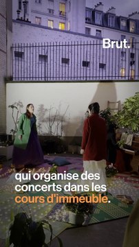 Privés de scène, ils jouent dans des cours d'immeubles