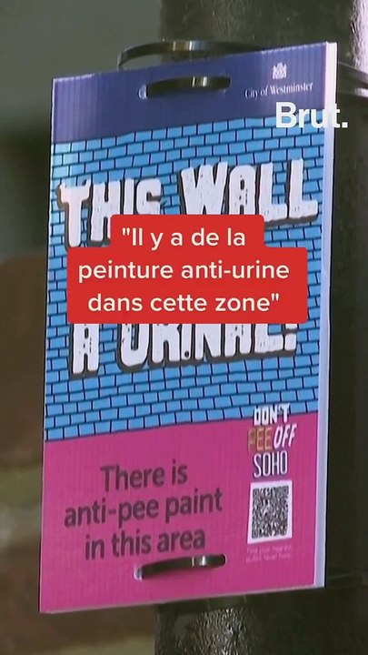 À Londres, ces murs sont recouverts d’une peinture “anti-urine”.