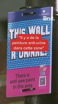 À Londres, ces murs sont recouverts d’une peinture “anti-urine”.