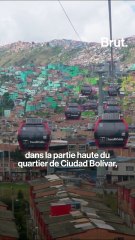 Avec Nirza, dans le téléphérique urbain de Bogota