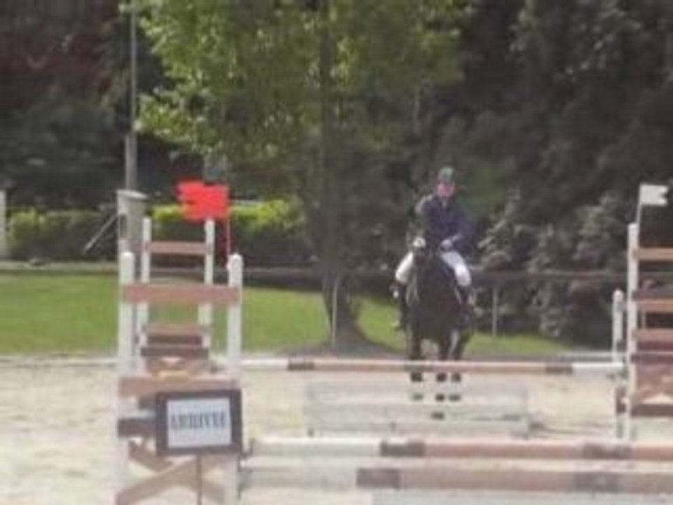 Tatiana et prince club3gp etrier du dauphine 1mai2008