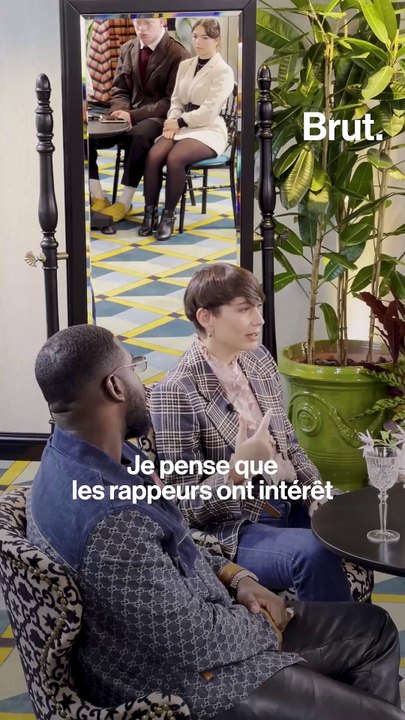 Passionné d'écriture, il va rencontrer la roman...