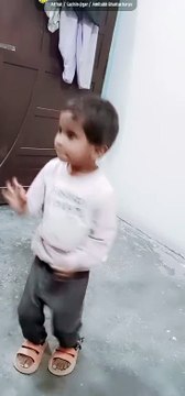 Baby cute dance on song+aj ki raate maza husn 😎