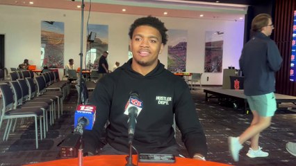 Auburn's Keldric Faulk Embracing Leadership Role, Impressed by Freshmen