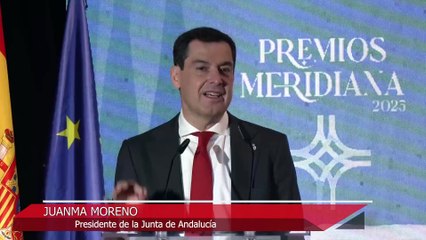 Moreno invita a "hombres y mujeres" a dar "pasos adelante" por una sociedad "más justa y digna"