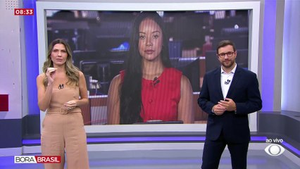 Mulher fica presa entre as portas do Metrô de São Paulo