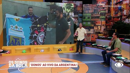 ‘Argentino’ corintiano manda recado para Craque Neto e enlouquece apresentador