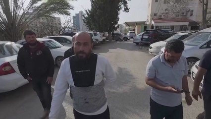 아카데미 수상 팔레스타인 감독 구금 뒤 풀려나..."눈 가린채 가혹 행위" / YTN