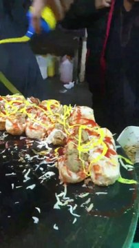 Peshawar Viral Anda Burger | Egge and Shami Kabab Buger