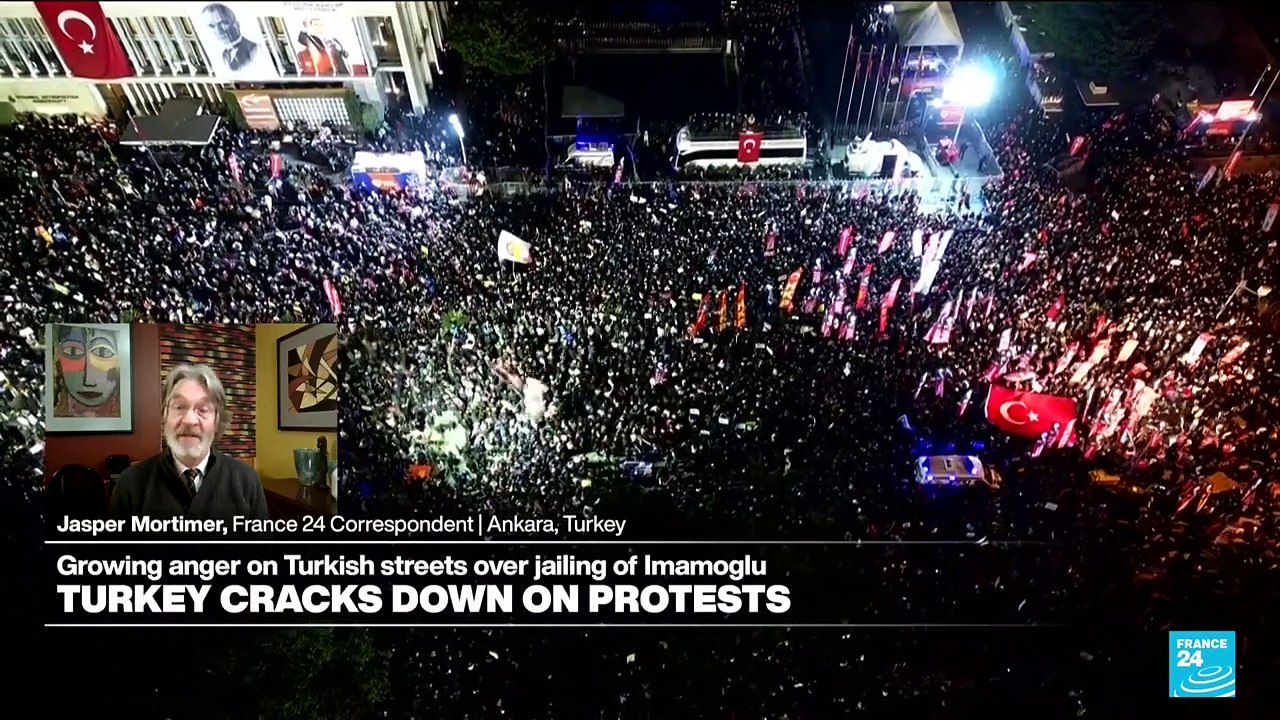 Istanbul court jails 7 journalists as protesters fill streets