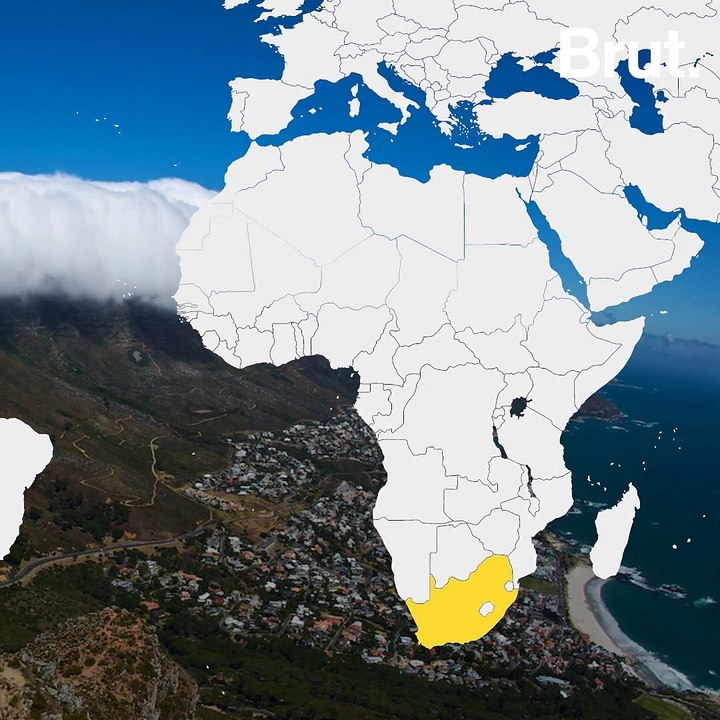 Table Mountain's cascade of clouds