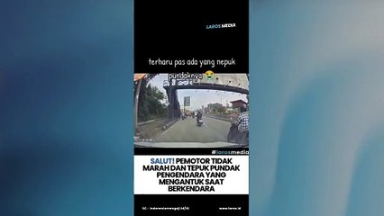 Diduga Ngantuk Dan Hampir Nabrak, Pemotor Tidak Marahi dan Tepuk Pundak Pengendara Tersebut