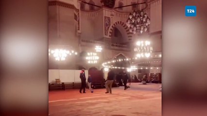Polislerin Şehzadebaşı Camii'nde top oynadığı görüntüler ortaya çıktı