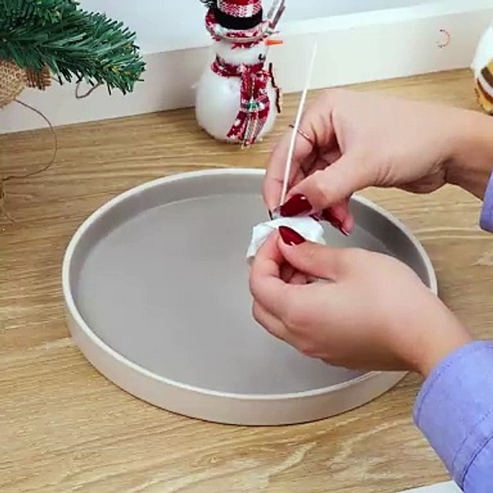 Holiday candle hack to make your home extra festive 🌲🕯️