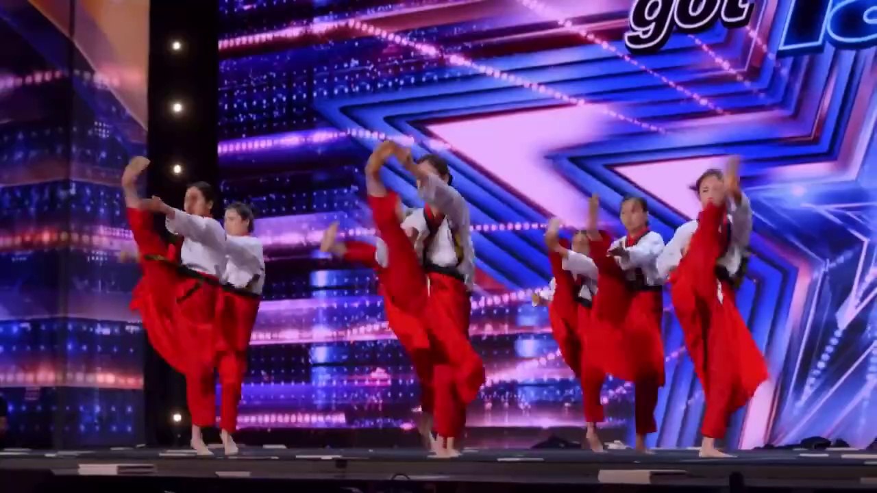 Golden Buzzer World Taekwondo Demonstration Team Shocks the Judges