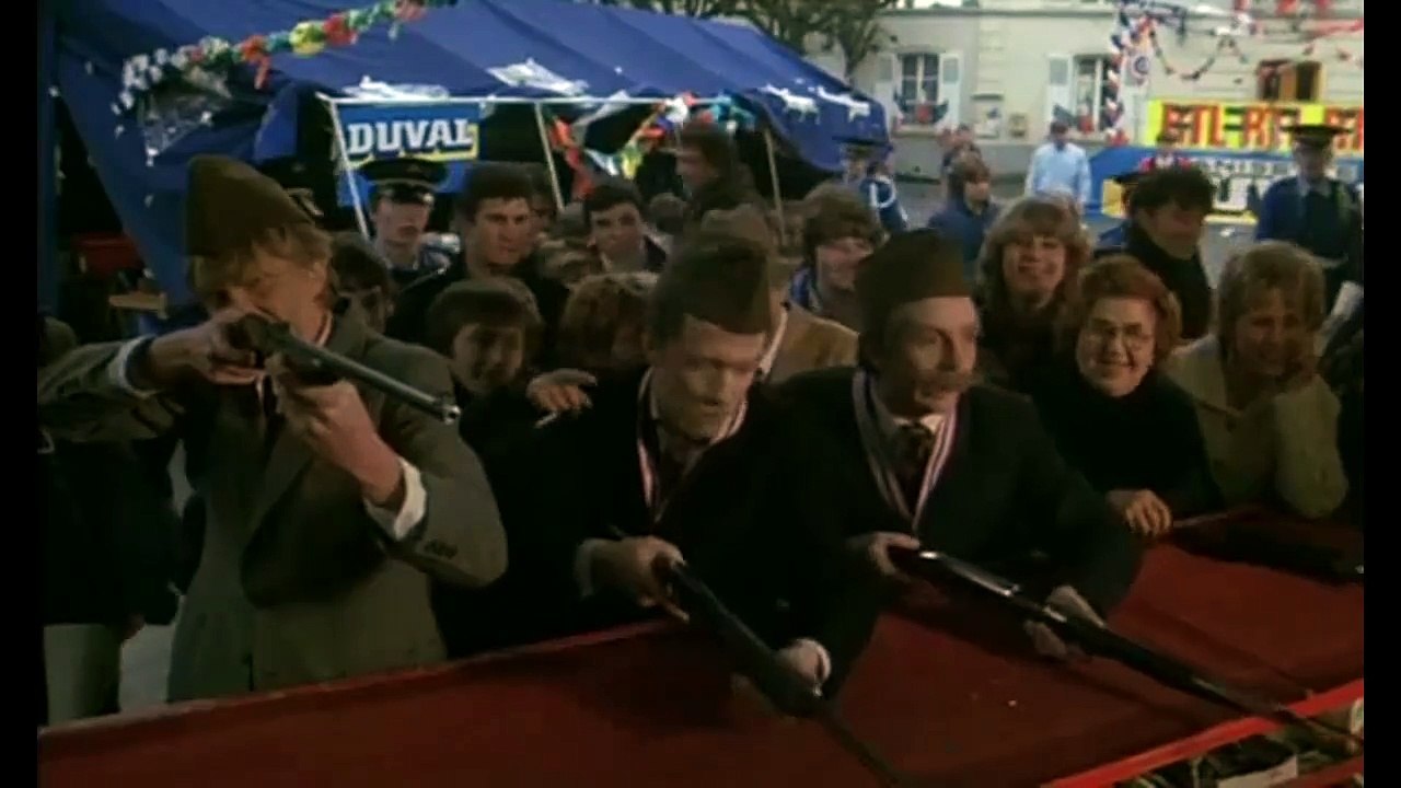 Les Charlots Le Retour des Bidasses en Folie (1983) - French