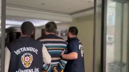 Yönetmen İlker Canikligil "halkı kin ve düşmanlığa alenen tahrik" suçundan gözaltına alındı