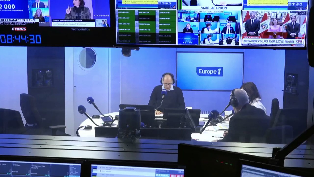 Les confidences de François Bayrou et de Marine Le Pen et l'énorme bourde du conseiller à la Sécurité de Donald Trump