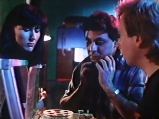 El Amante Sangriento 1988 Español España Castellano - Graveyard Shift 2 The Understudy - VhsRip