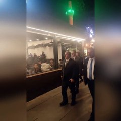 Mustafa Varank ve AKP Milletvekilleri TBMM’de verilen arada Espressolab’ın Ankara’daki bir şubesine gitti.