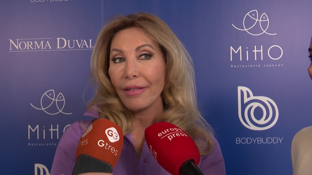 Norma Duval anuncia que va a ser abuela arropada por su hijo Christian y su sobrina Andrea