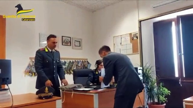 Catanzaro, frode su fondi europei per agricoltura: indagati imprenditori (26.03.25)