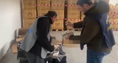 Tortona (AL) - Sequestrati borse e portafogli contraffatti provenienti dalla Cina (26.03.25)