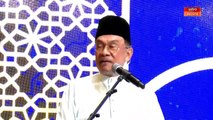 “Ini akan menjamin masa depan peneroka Felda