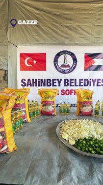 Gazze'de kardeşlik sofraları kuruluyor