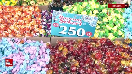 İstanbul Eminönü’nde bayram alışverişi başladı