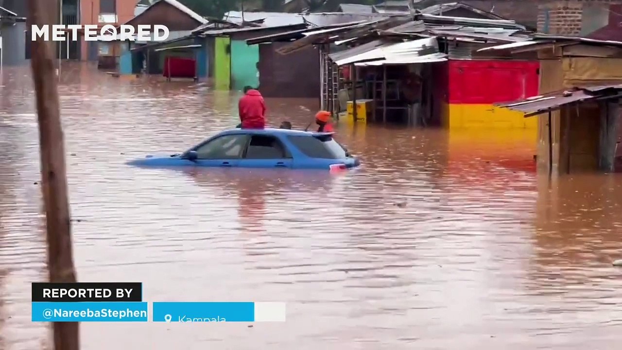 Dramatic floods in Kampala, Uganda! Many streets in the city are under more than a meter of water