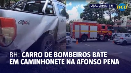 Carro de bombeiros bate em caminhonete na avenida Afonso Pena em BH